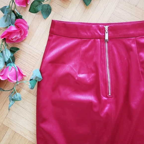 B x Runway pencil skirt - Picture 3 of 3